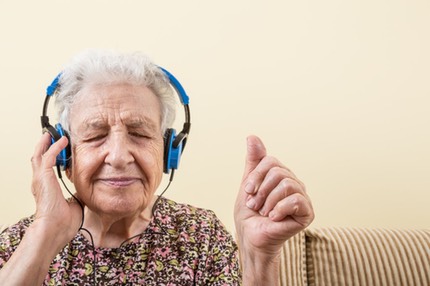 Les-malades-d-Alzheimer-apaises-par-leur-musique-preferee 
